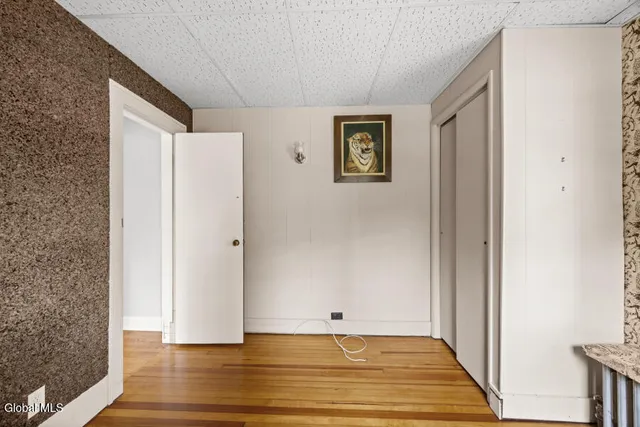 $2,300 | 2415 West Old State Road, Schenectady, NY 12306