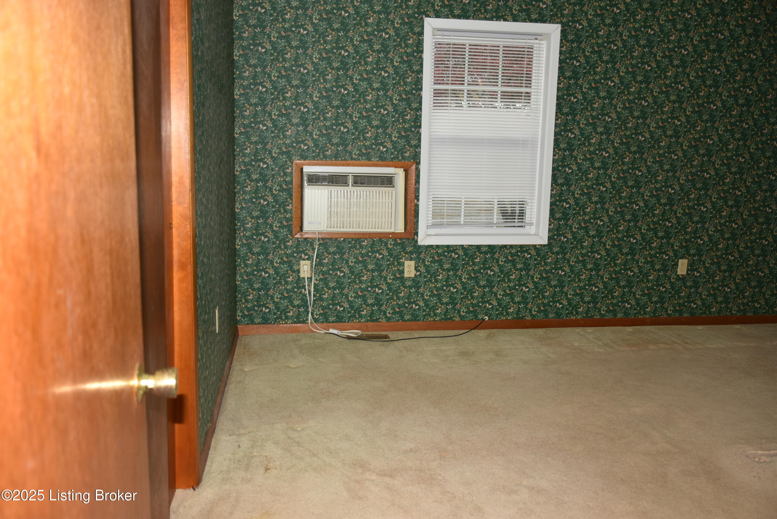 2805 Columbia Road Edmonton, KY 42129 - Photo 45 of 57 DSC_0274