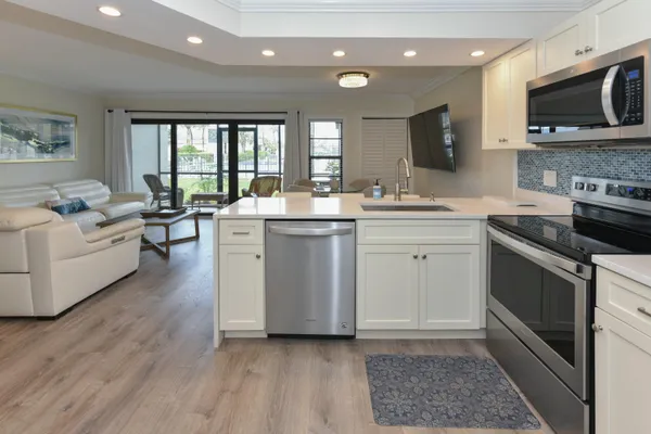 $2,200 | 1605 Highway 1, Unit V3103, Jupiter, FL 33477