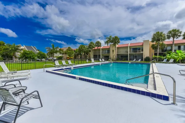 $2,200 | 1605 Highway 1, Unit V3103, Jupiter, FL 33477