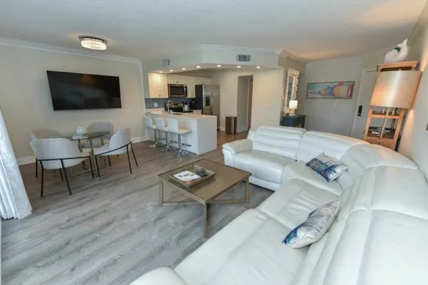 $2,200 | 1605 Highway 1, Unit V3103, Jupiter, FL 33477