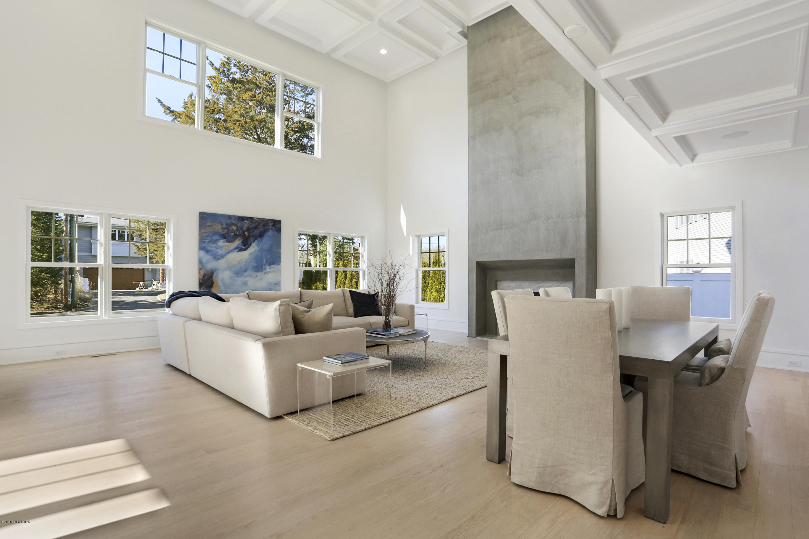 84 Circle Drive Greenwich, CT 06830 - Photo 4 of 25 84 Circle Dr Greenwich CT-print-004-12-0