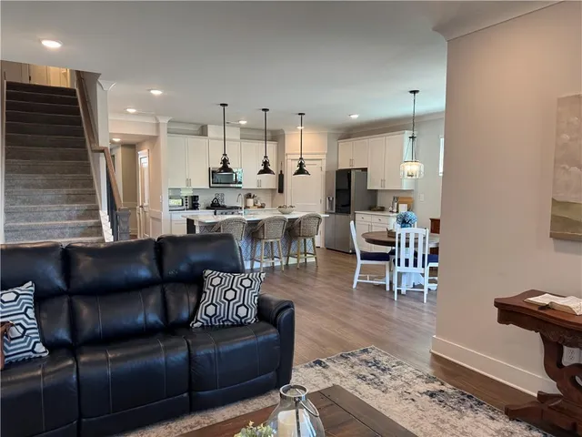 $549,900 | 186 Sunshower Ridge, Canton, GA 30114