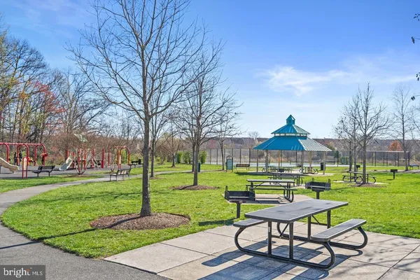 $599,900 | 9405 Blackwell Road, Unit 214, Rockville, MD 20850