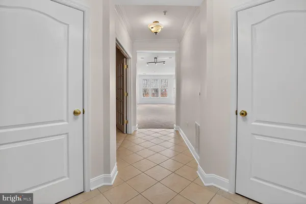 $599,900 | 9405 Blackwell Road, Unit 214, Rockville, MD 20850