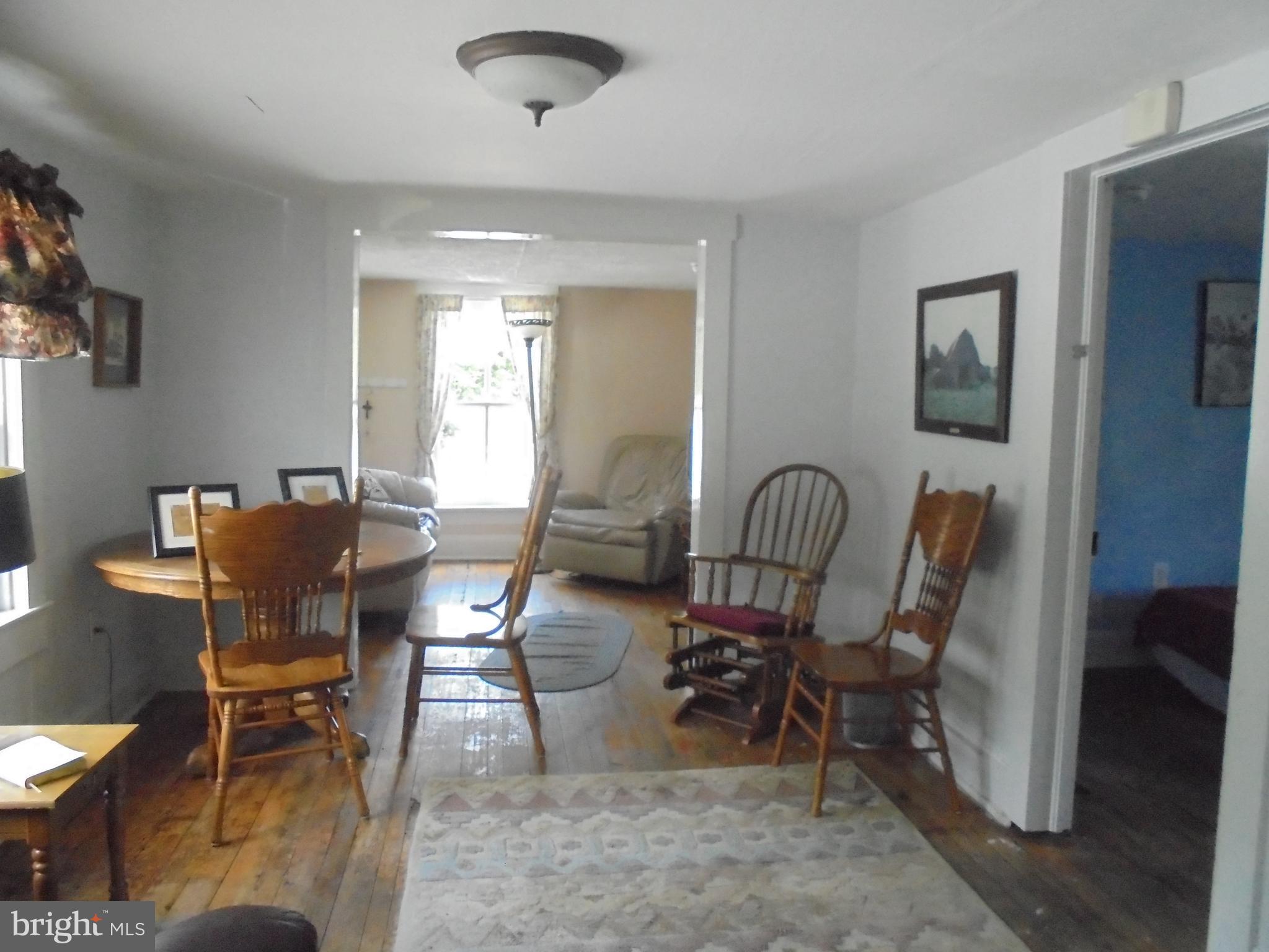 12261 Valley Road Berkeley Springs, WV 25411 - Photo 4 of 56 Apartment - Dining Room