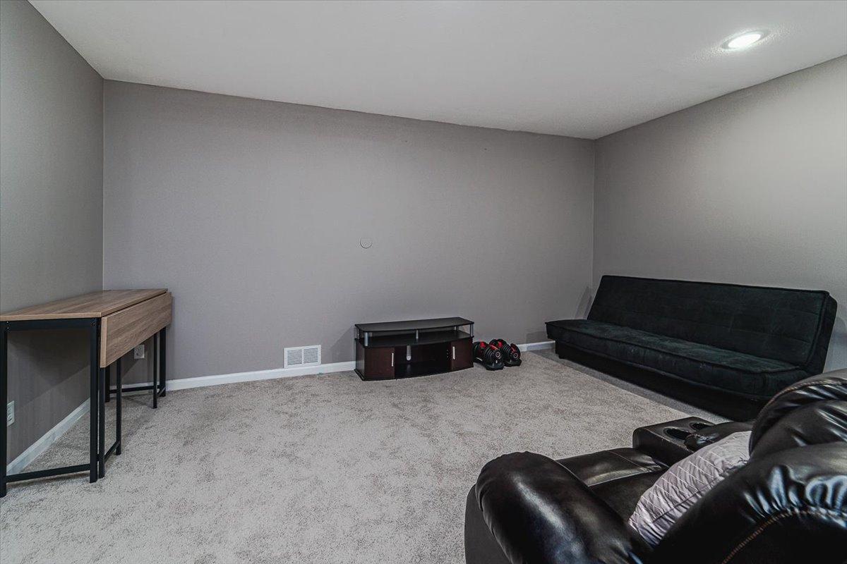 6972 Archer Trail Inver Grove Heights, MN 55077 - Photo 27 of 33