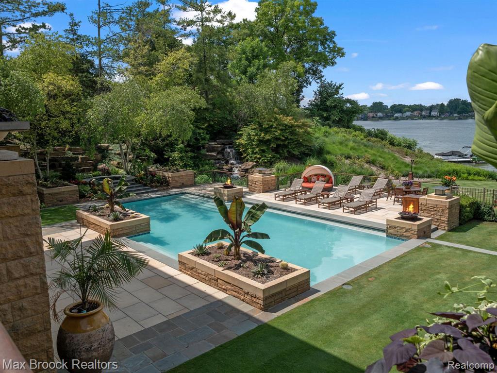 4790 Dow Ridge Road West Bloomfield, MI 48324 - Photo 86 of 99