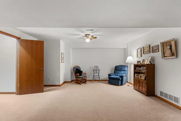 $364,900 | 807 Heather Drive, Mahomet, IL 61853