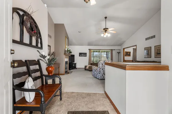 $364,900 | 807 Heather Drive, Mahomet, IL 61853