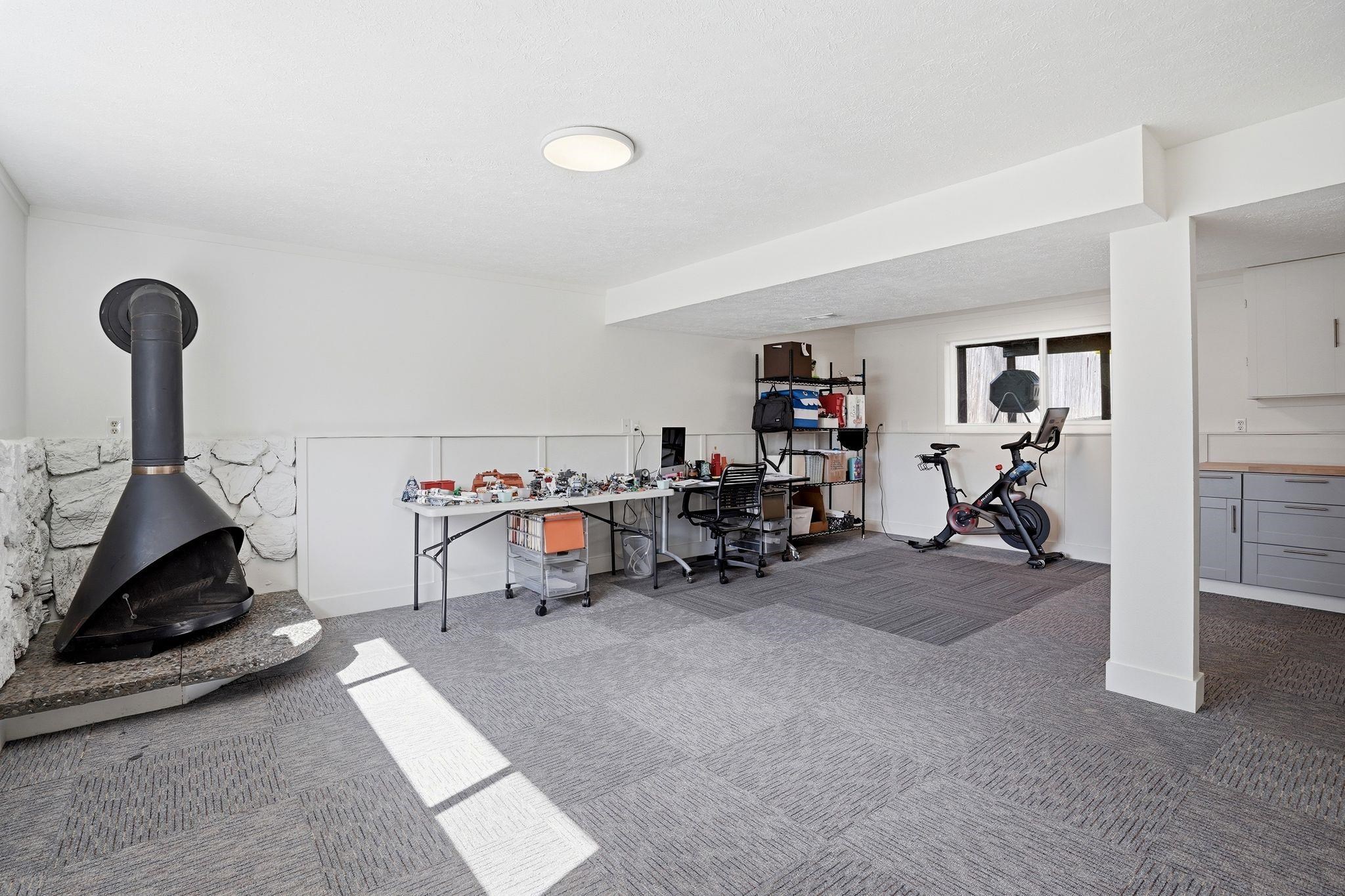 1227 East 36th Avenue Spokane, WA 99203 - Photo 20 of 44