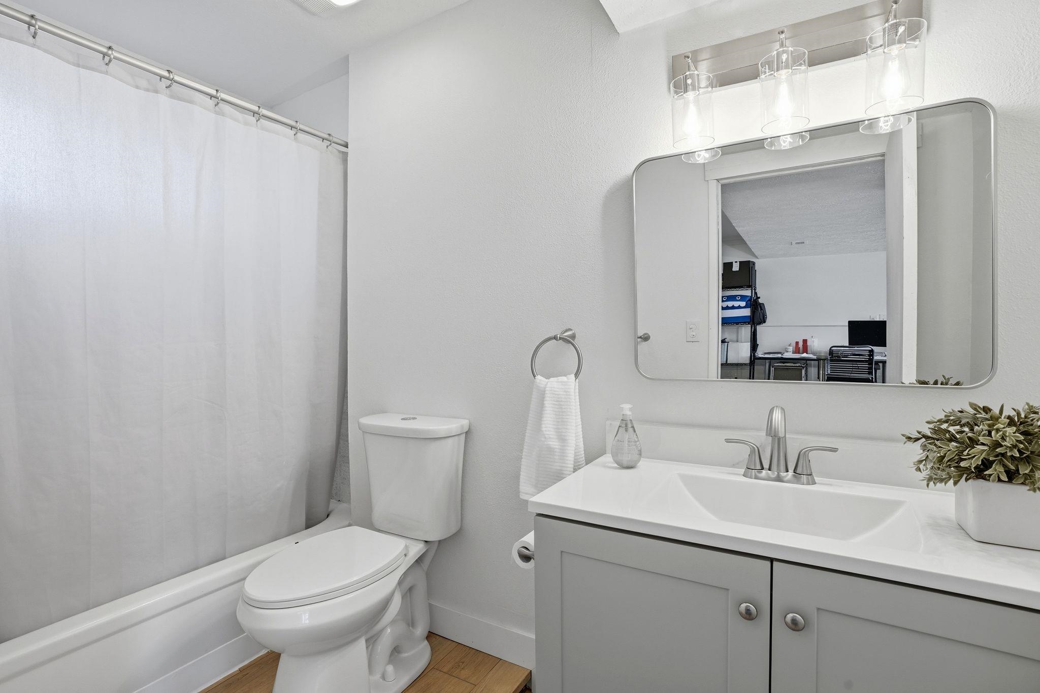 1227 East 36th Avenue Spokane, WA 99203 - Photo 25 of 44