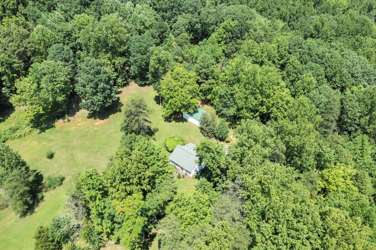 102 Ridgemont Court Thaxton, VA 24174 - Photo 3 of 48 Privately situated