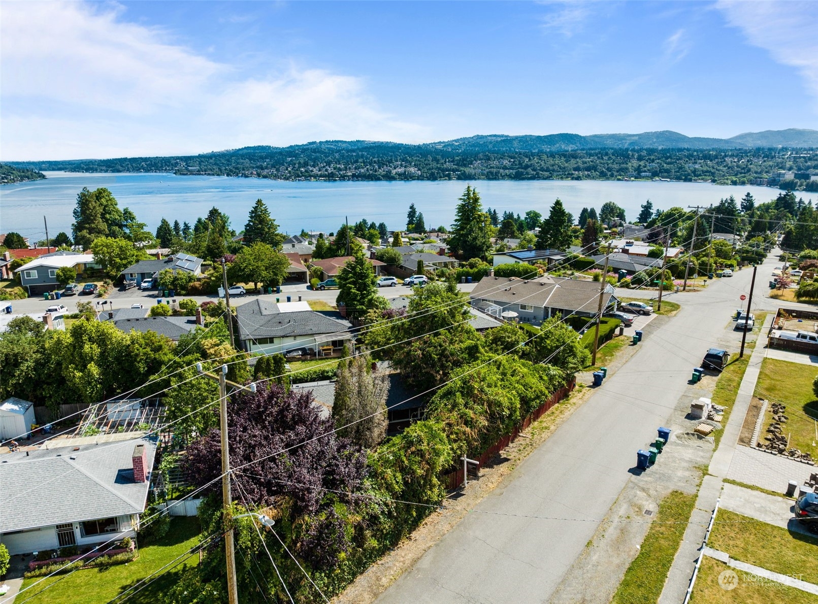 7634 South 112th Street Seattle, WA 98178 - Photo 25 of 26 a view of a city