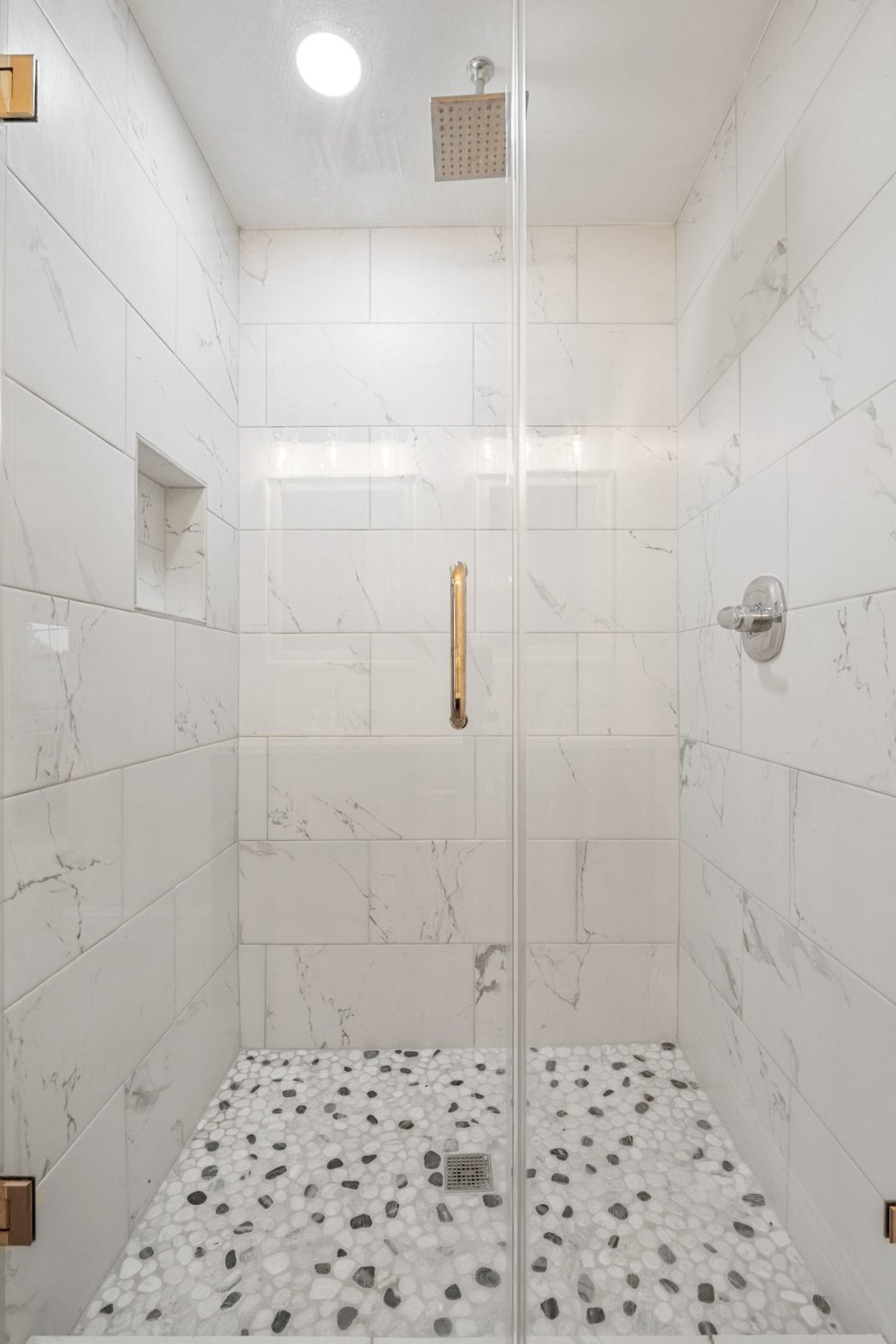 201 Raincloud Road Wimberley, TX 78676 - Photo 22 of 40 Full bath featuring a marble finish shower