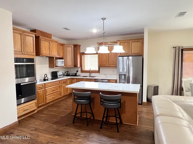 $399,000 | 648 Iona Court, Diamondhead, MS 39525