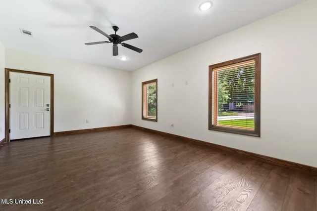 $399,000 | 648 Iona Court, Diamondhead, MS 39525