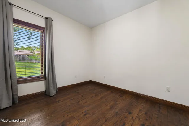 $399,000 | 648 Iona Court, Diamondhead, MS 39525