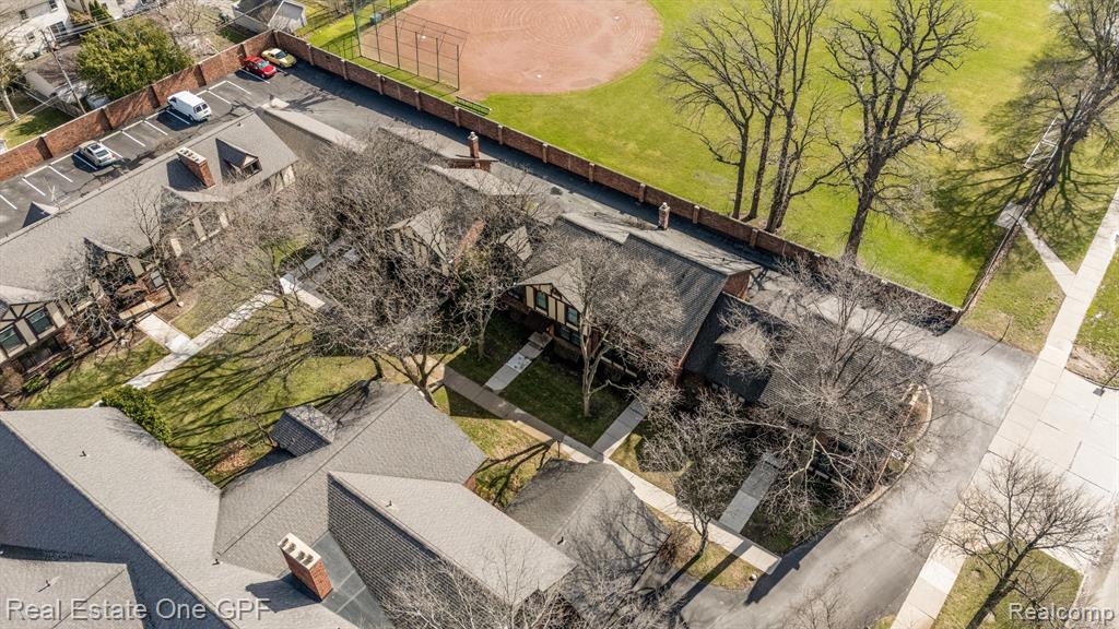 1708 Vernier Road Grosse Pointe Woods, MI 48236 - Photo 39 of 43