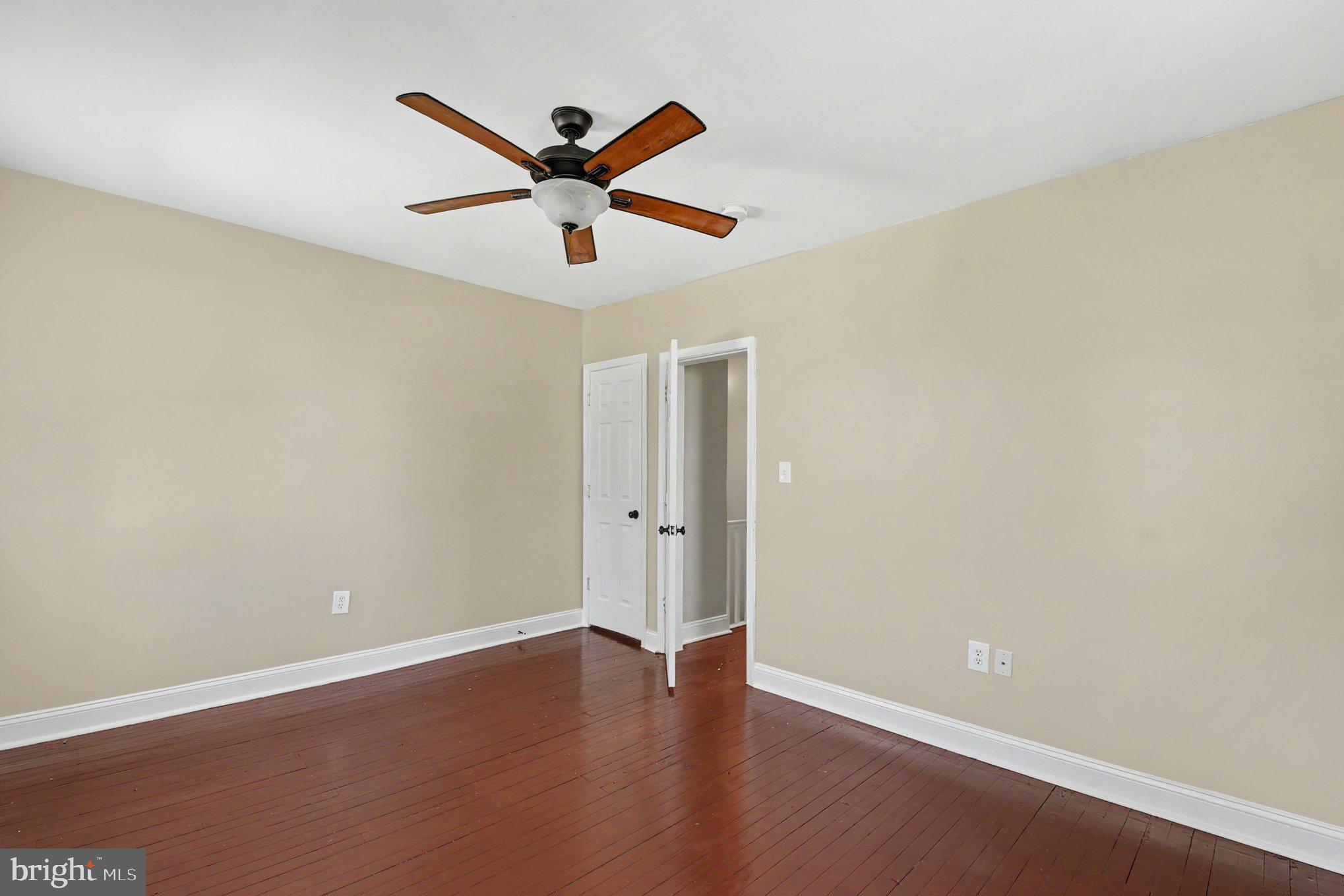 537 Benninghaus Road Baltimore, MD 21212 - Photo 14 of 31 Primary Bedroom