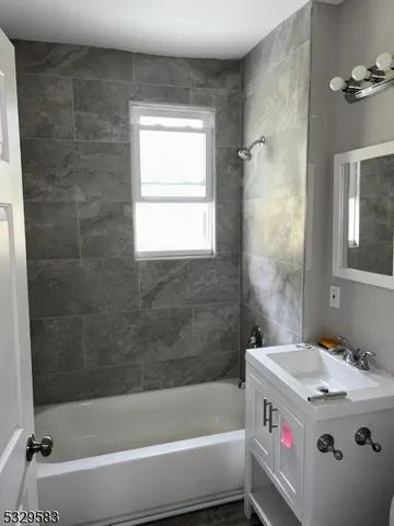 $2,650 | 723 Jersey Avenue, Elizabeth, NJ 07202