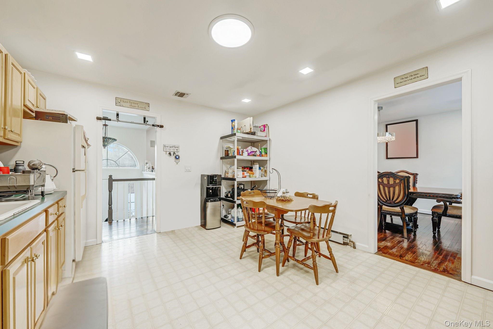 475 Old Country Road Huntington Station, NY 11746 - Photo 11 of 25