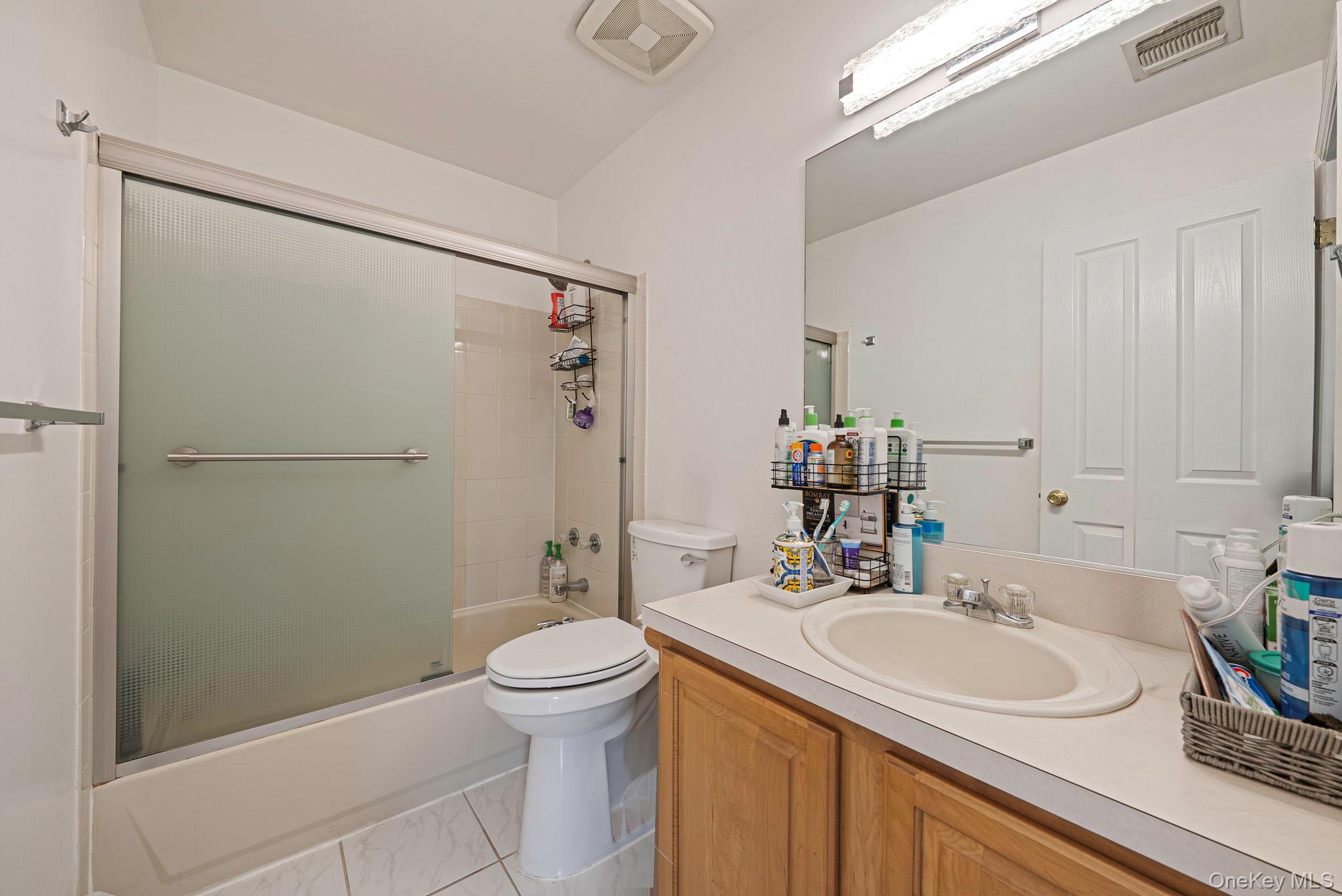 475 Old Country Road Huntington Station, NY 11746 - Photo 12 of 25