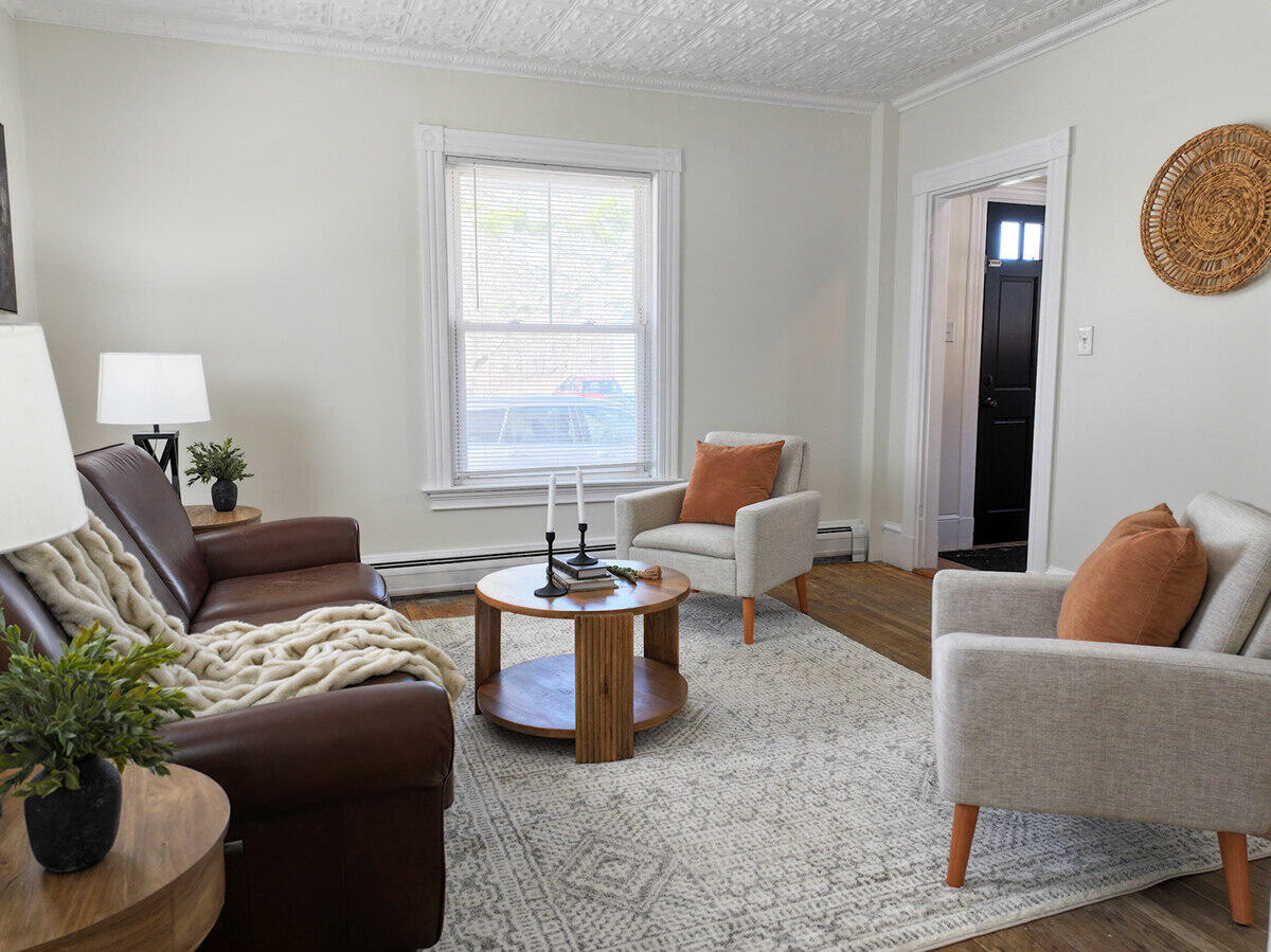 10 Blethen Street Lisbon, ME 04252 - Photo 7 of 69 Living Room