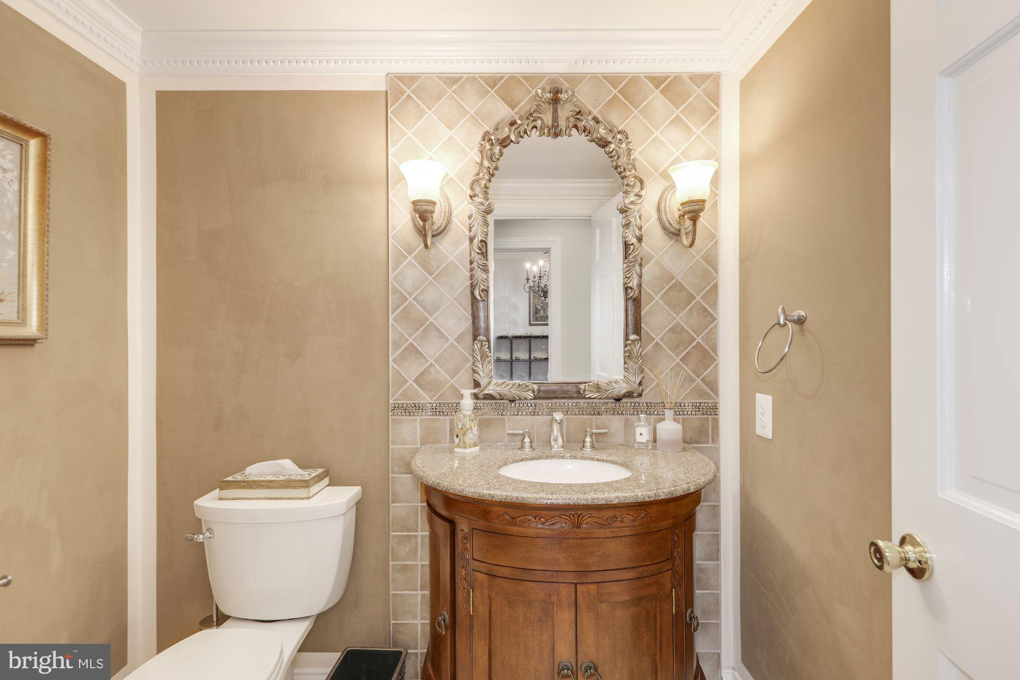 9809 Hall Road Potomac, MD 20854 - Photo 21 of 43