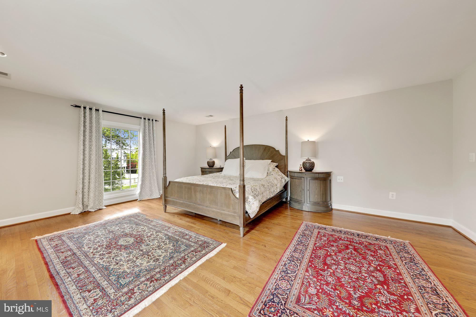 9809 Hall Road Potomac, MD 20854 - Photo 23 of 43