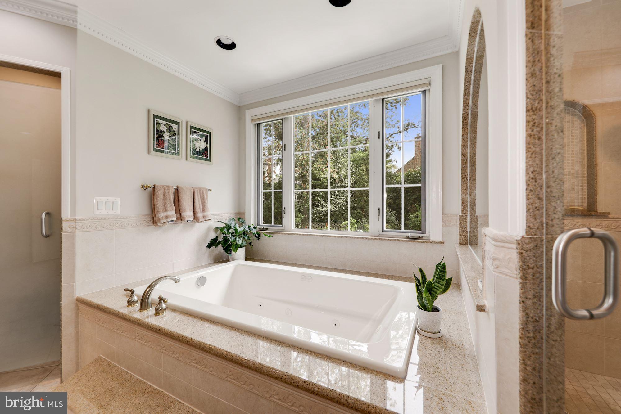 9809 Hall Road Potomac, MD 20854 - Photo 27 of 43