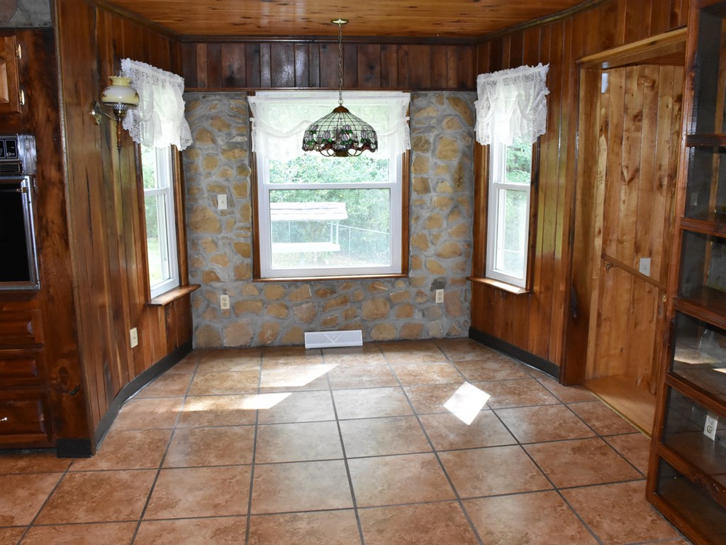 16683 South Mead Road Saegertown, PA 16433 - Photo 13 of 80