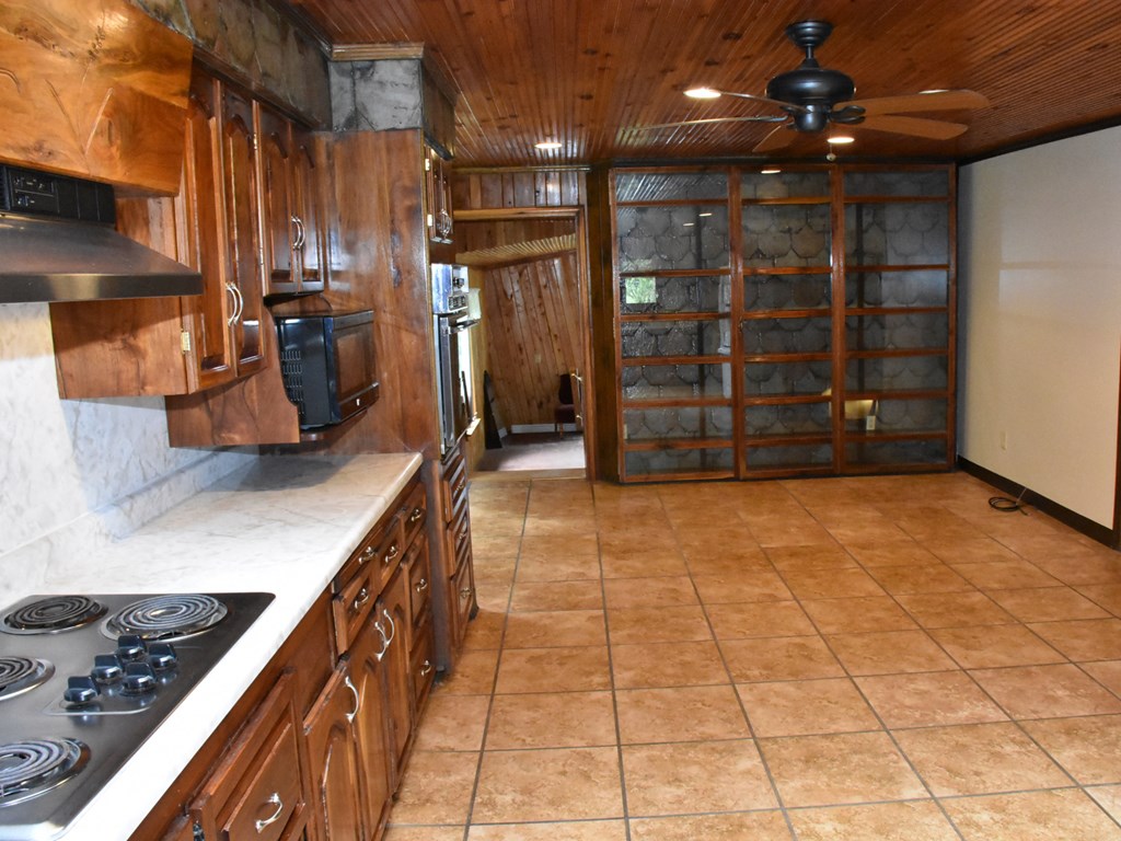 16683 South Mead Road Saegertown, PA 16433 - Photo 15 of 80