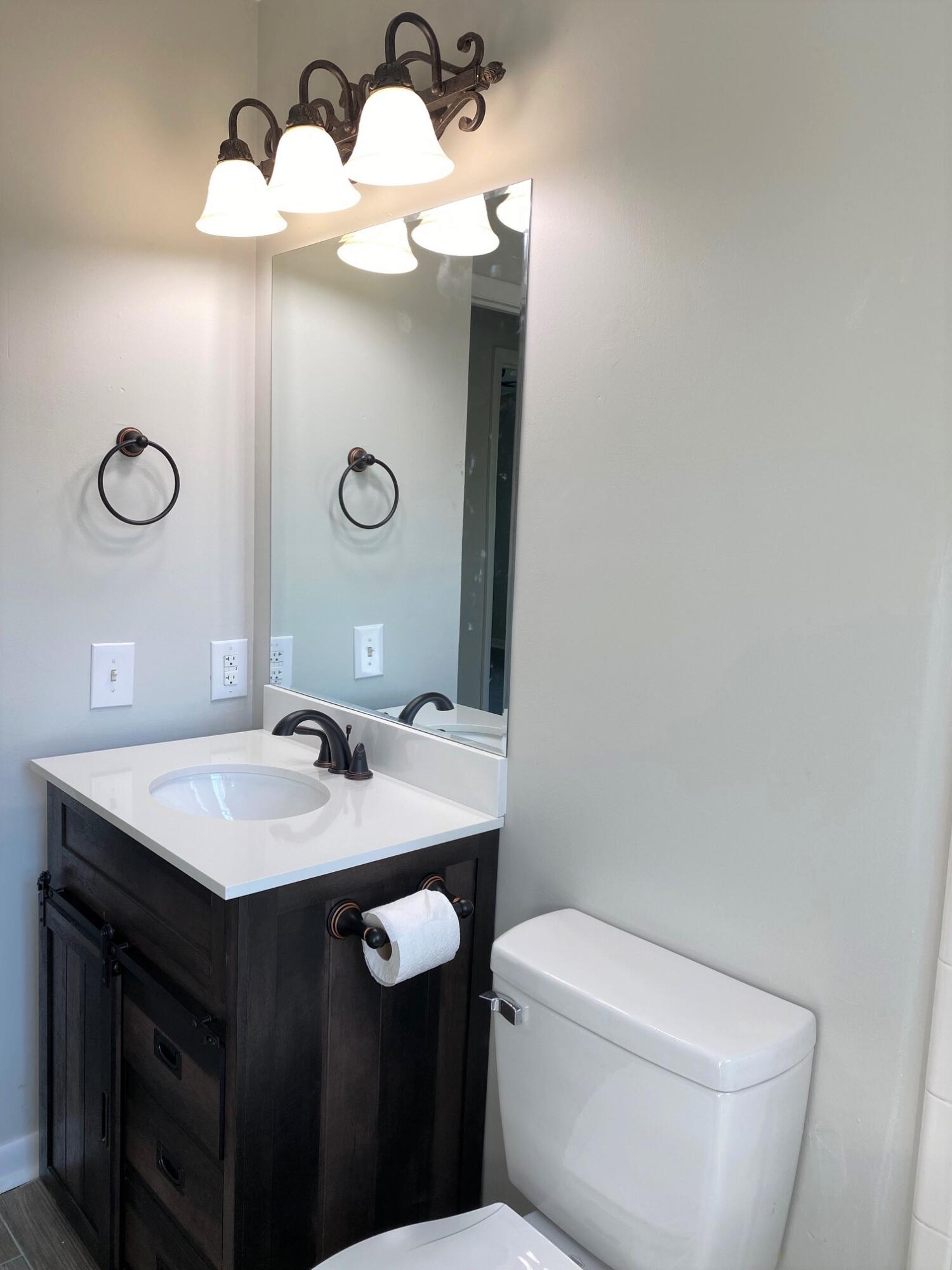 26390 Watauga Road Abingdon, VA 24211 - Photo 16 of 33 Bath2
