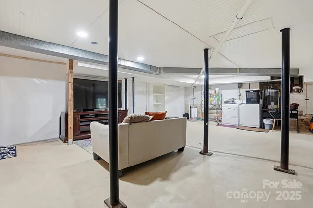 $450,000 | 407 Rosewood Court, Lancaster, SC 29720