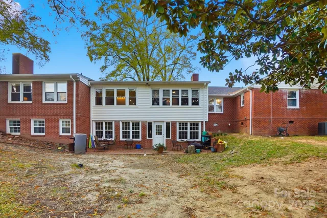 $450,000 | 407 Rosewood Court, Lancaster, SC 29720