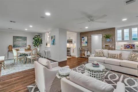 $939,000 | 3617 Northwest Parkway, University Park, TX 75225