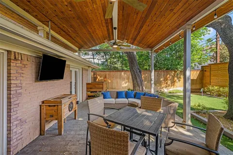 $939,000 | 3617 Northwest Parkway, University Park, TX 75225