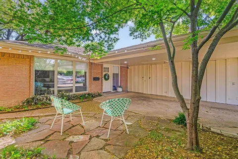 $939,000 | 3617 Northwest Parkway, University Park, TX 75225