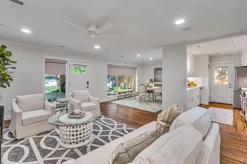 $939,000 | 3617 Northwest Parkway, University Park, TX 75225