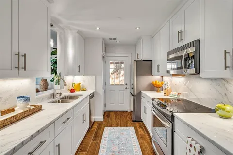 $939,000 | 3617 Northwest Parkway, University Park, TX 75225