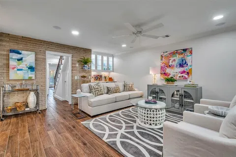 $939,000 | 3617 Northwest Parkway, University Park, TX 75225