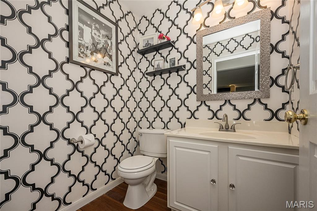 1566 Buckhurst Court Ballwin, MO 63021 - Photo 12 of 53