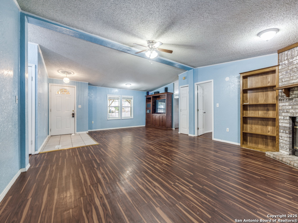 705 Walnut Way Boerne, TX 78006 - Photo 6 of 25