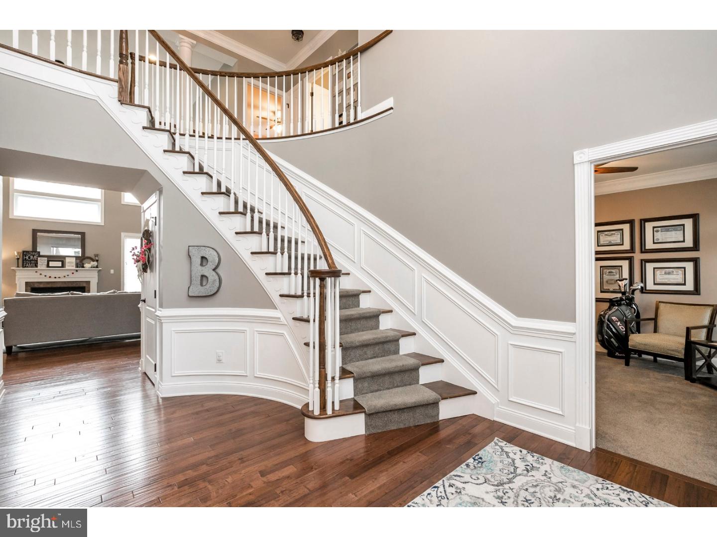 137 Bennington Road Phoenixville, PA 19460 - Photo 3 of 25 Foyer