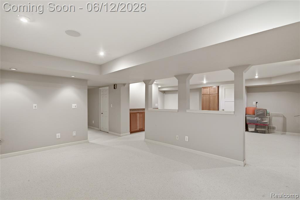 830 Hemingway Road Lake Orion, MI 48362 - Photo 37 of 70