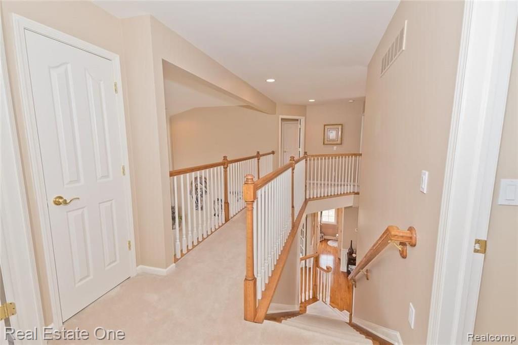 5688 Stonehaven Boulevard Rochester, MI 48306 - Photo 28 of 69