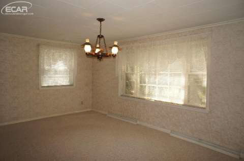 6395 East Holly Road Holly, MI 48442 - Photo 4 of 11 20443284-3.JPG