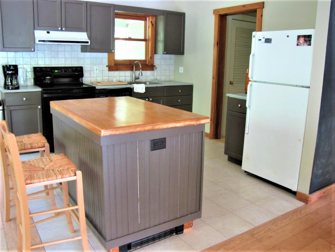 68 Fisch Road Dummerston, VT 05301 - Photo 16 of 36