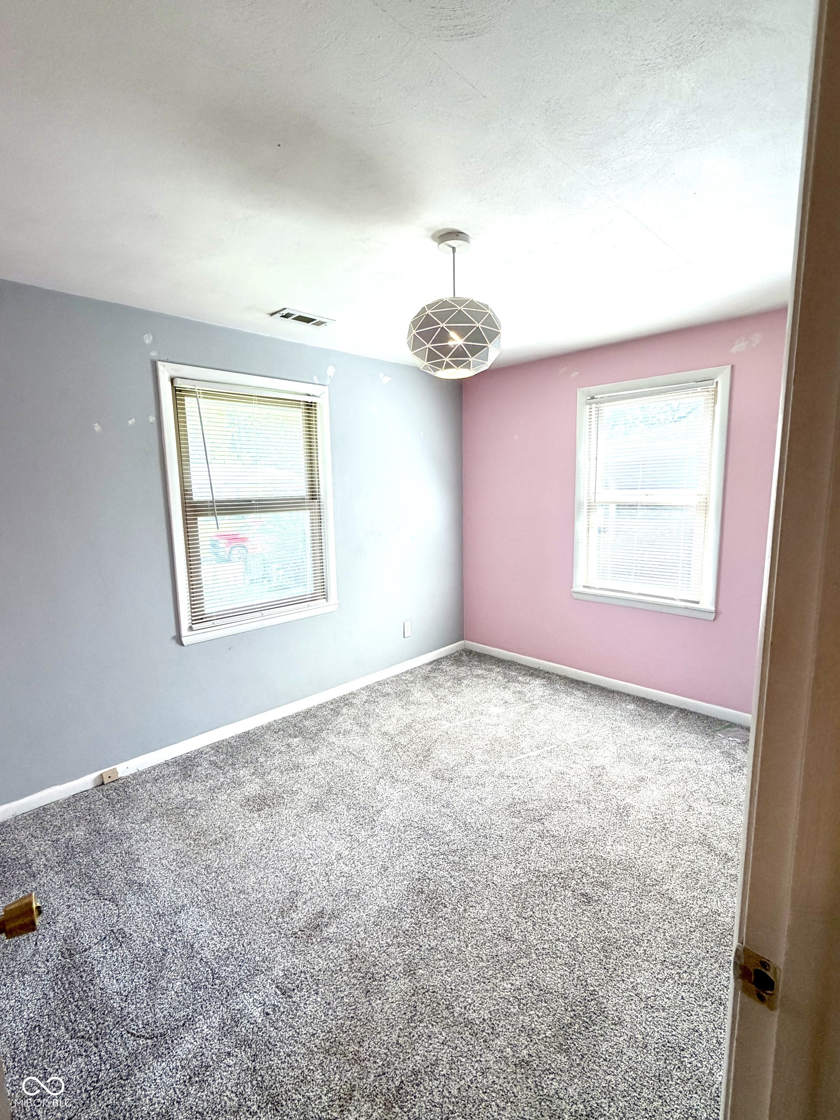 801 Piccadilly Road Anderson, IN 46013 - Photo 9 of 12